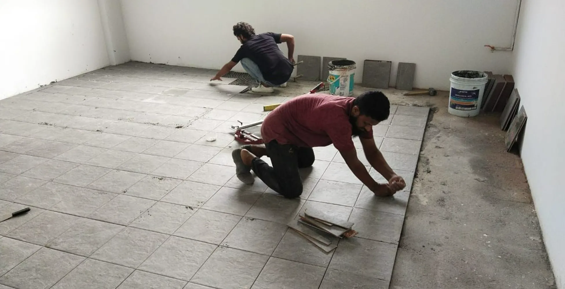 Waterproof tiling